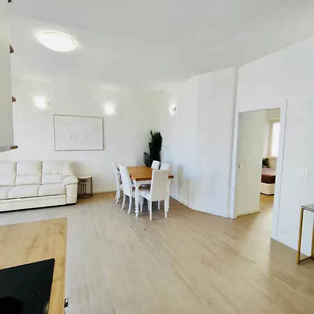 Apartment Attico Da Vinci Luxury Penthouse *