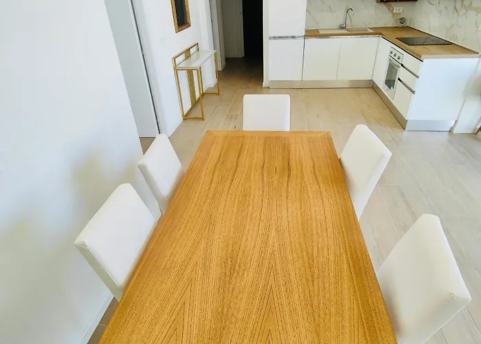 Attico Da Vinci Luxury Penthouse 아파트 *
