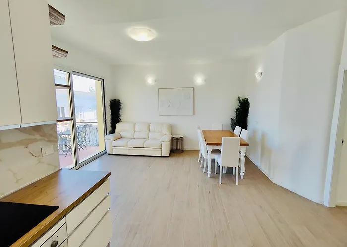 아파트 Attico Da Vinci Luxury Penthouse