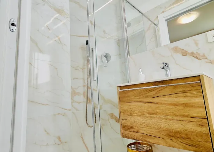 Attico Da Vinci Luxury Penthouse 올비아